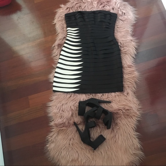 BCBG COCKTAIL DRESS - Picture 1 of 5